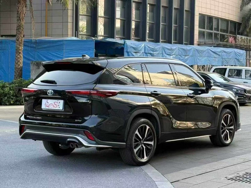 佛山23年丰田皇冠8