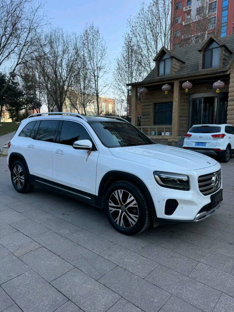 邢台24年奔驰GLB3