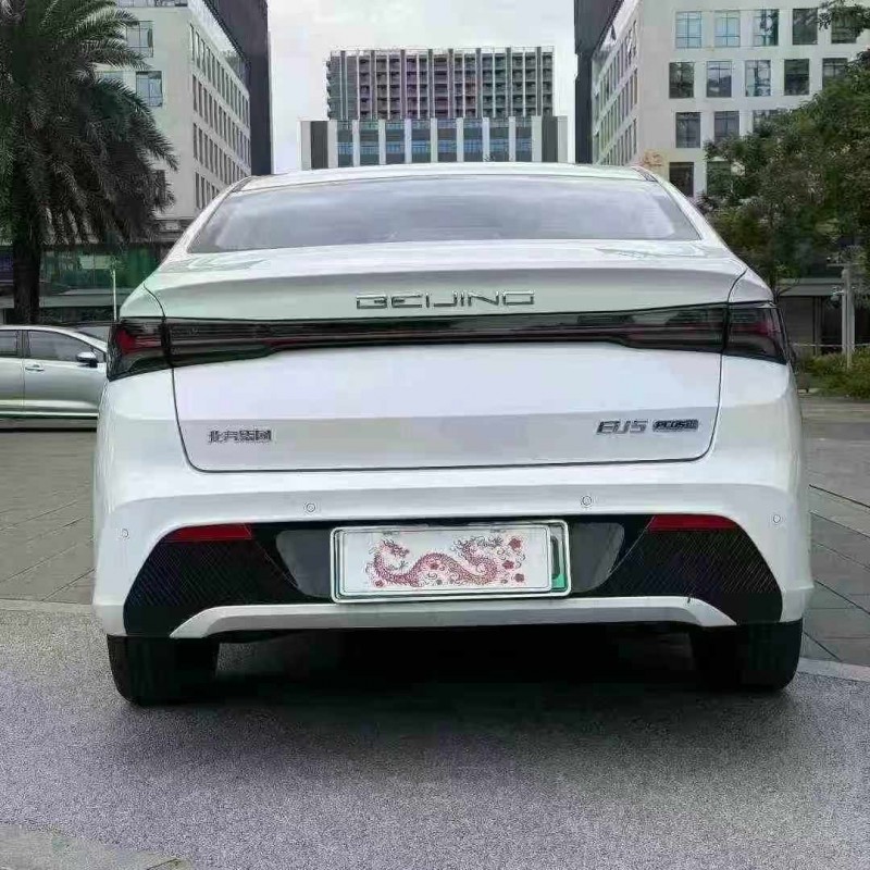 佛山25年北汽新能源EU系列9
