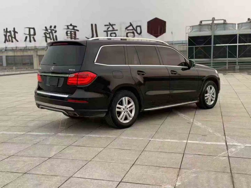 淄博15年奔驰GL8