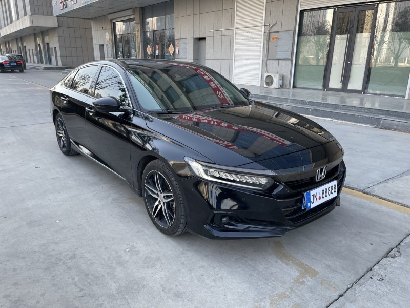 济宁23年本田雅阁3