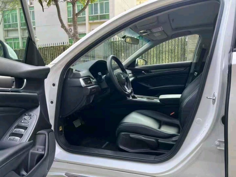 徐州20年本田雅阁4