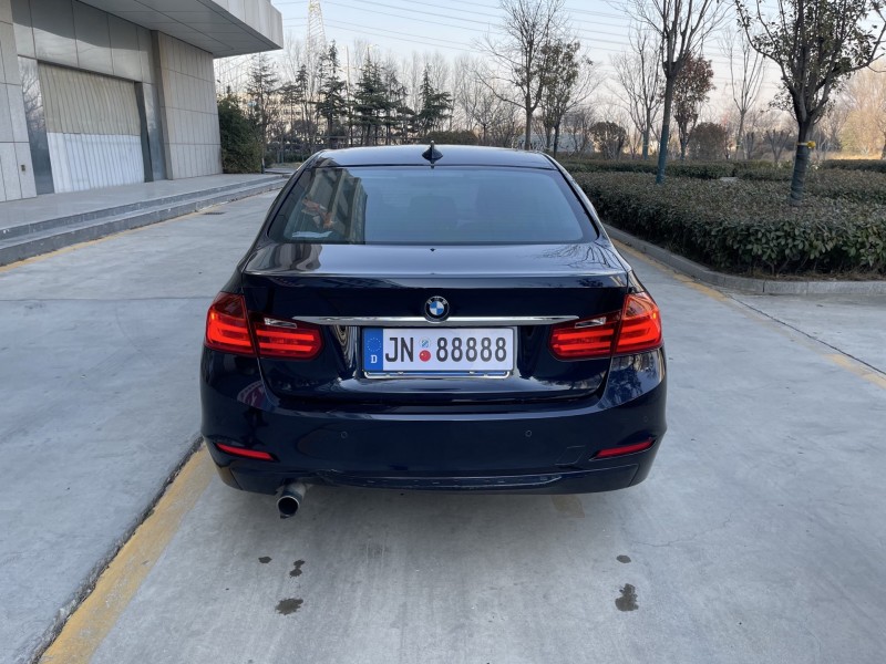 济宁15年宝马3系9