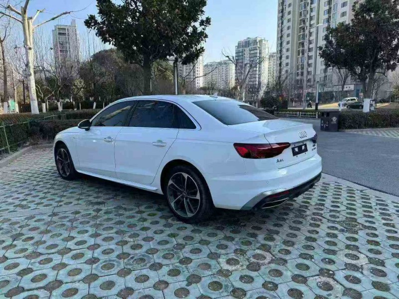 无锡23年奥迪A4L7
