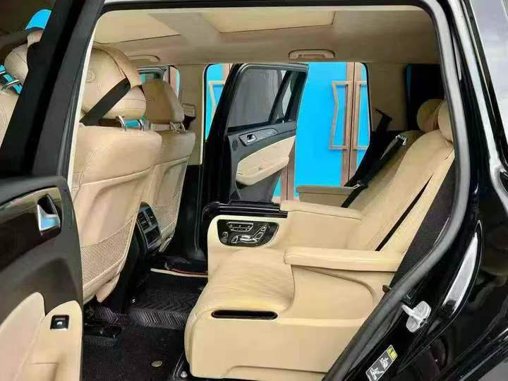 广州18年奔驰GLS5