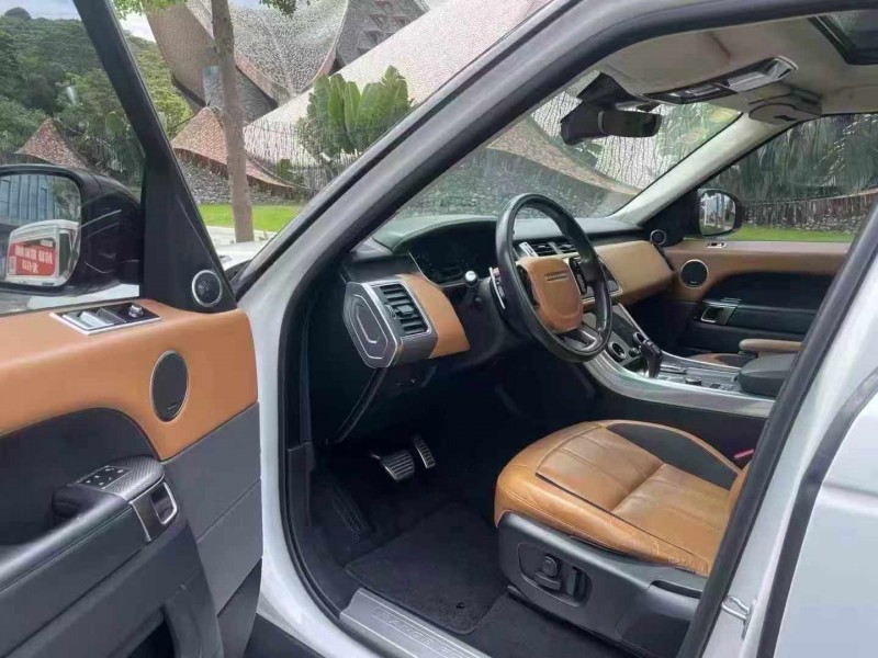 深圳18年路虎揽胜运动4