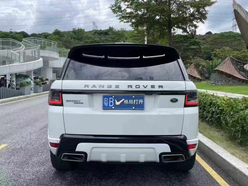 深圳18年路虎揽胜运动9