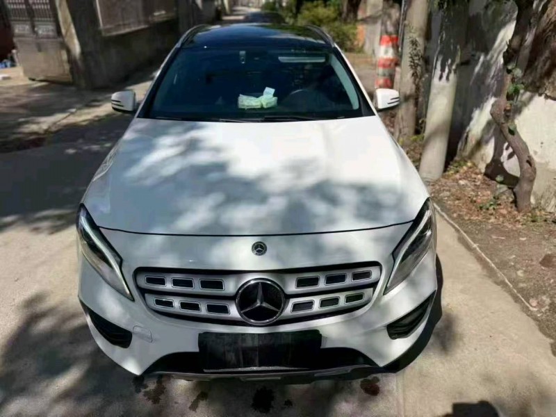 台州19年奔驰GLA1