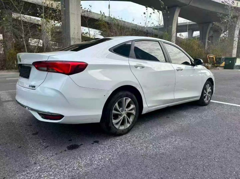 常州24年别克威朗8