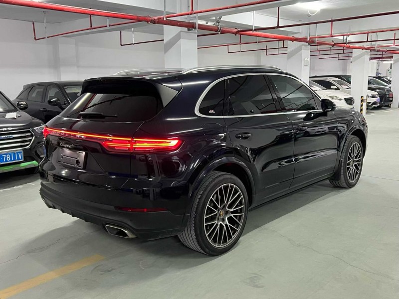 宿遷20年保時捷卡宴8