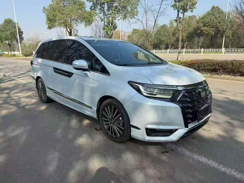 长沙23年本田艾力绅2