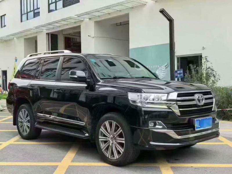 深圳18年丰田兰德酷路泽2