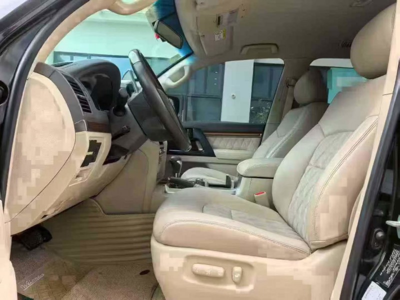 深圳18年丰田兰德酷路泽5