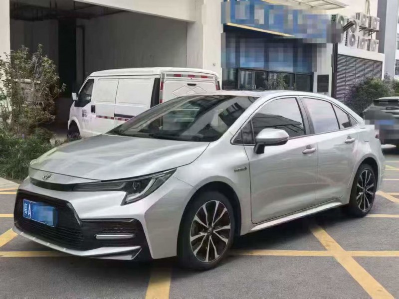 深圳23年丰田雷凌9