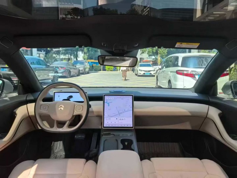 深圳25年蔚来ET53