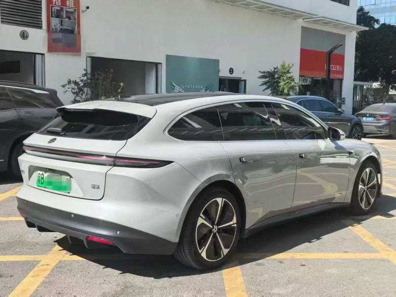 深圳25年蔚来ET59