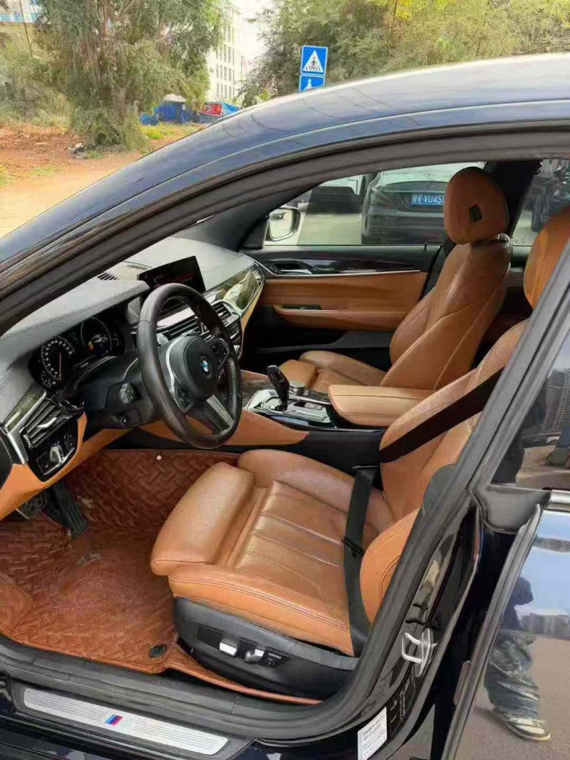 南宁19年宝马6系4