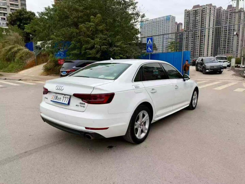 南宁18年奥迪A4L7
