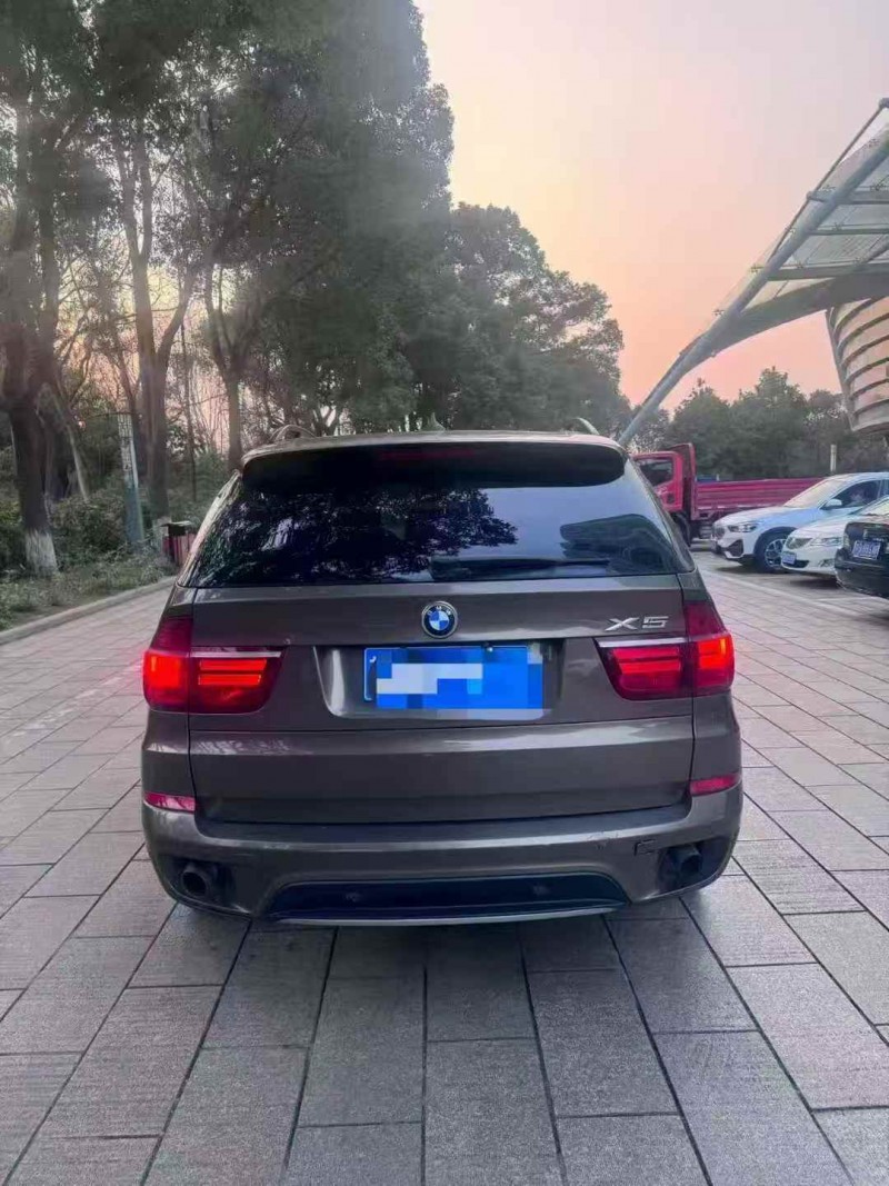 淮安11年宝马X59