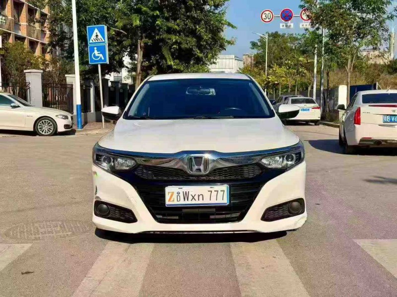 南宁19年本田凌派1