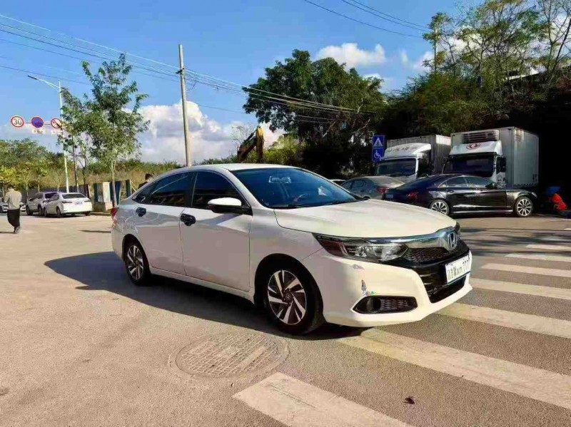 南宁19年本田凌派3