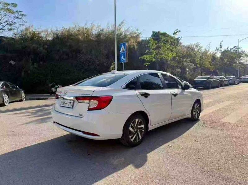 南宁19年本田凌派7