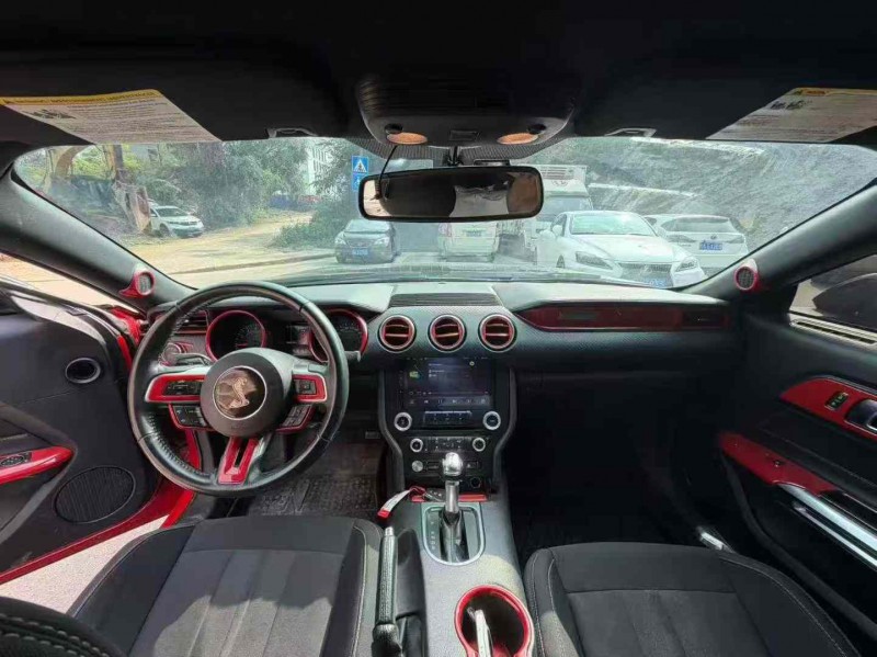 南宁19年福特野马5