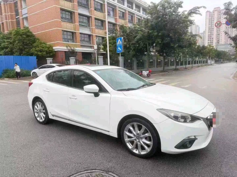 南宁14年马自达昂克赛拉3