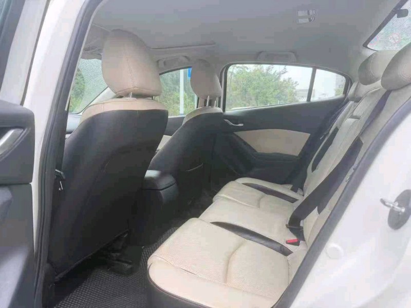 南宁14年马自达昂克赛拉6