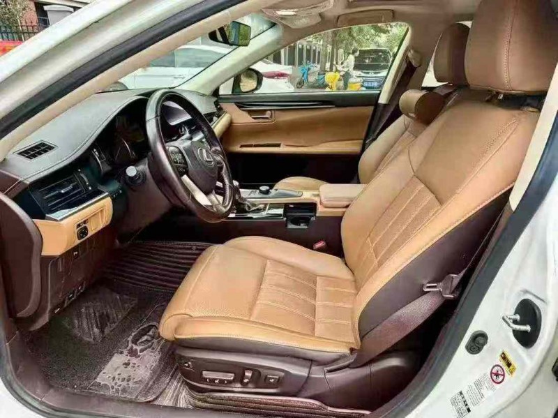 南宁18年雷克萨斯ES4