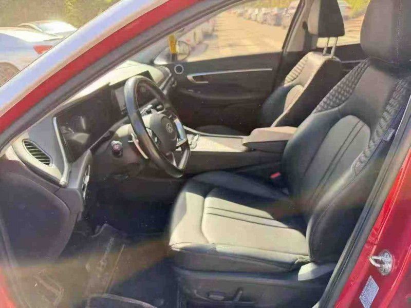 南宁20年现代索纳塔4