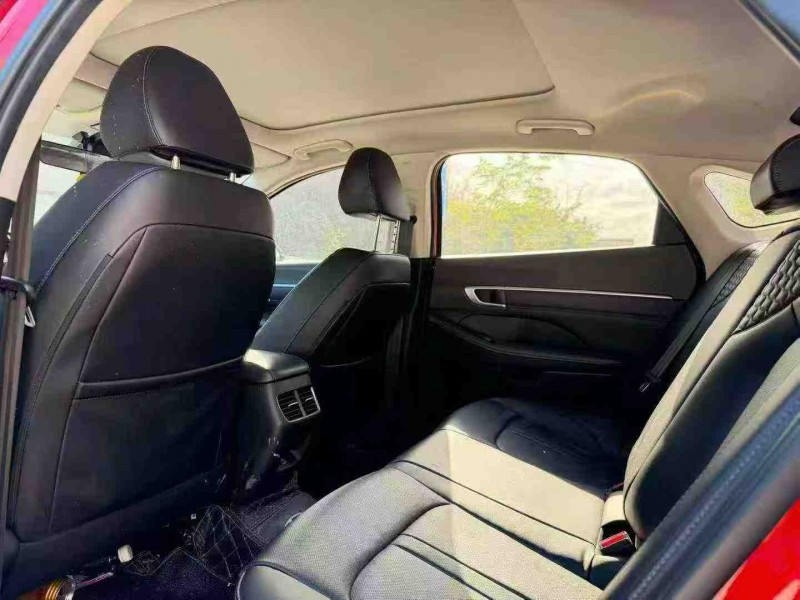 南宁20年现代索纳塔6