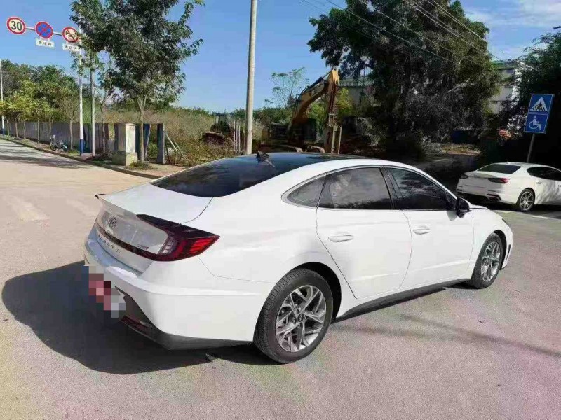 南宁20年现代索纳塔7