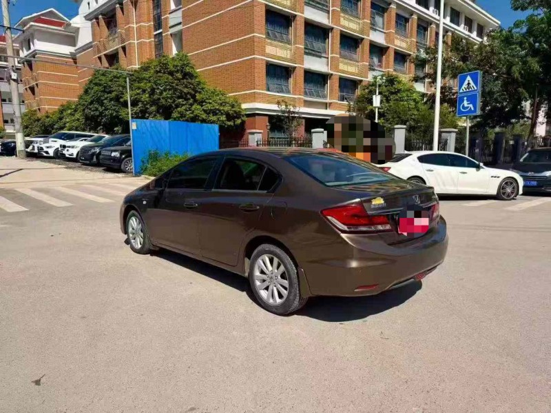 南宁15年本田思域8