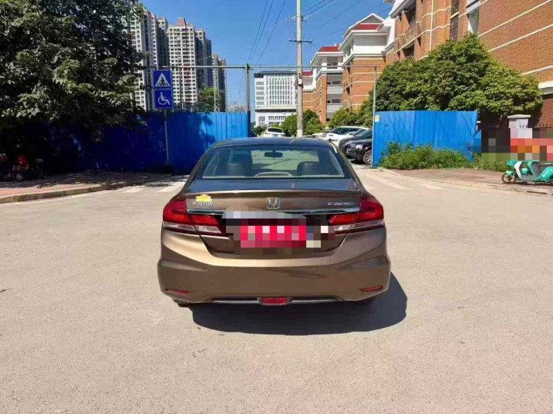 南宁15年本田思域9