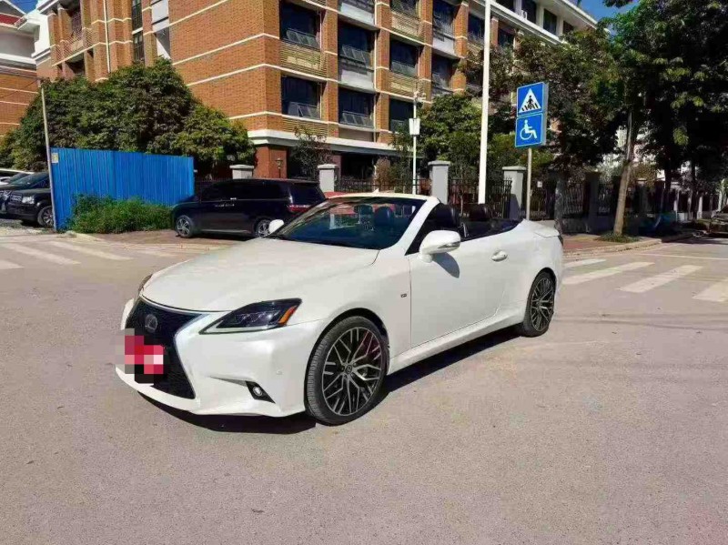 南宁11年雷克萨斯IS3