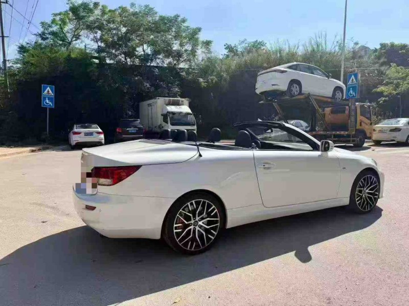 南宁11年雷克萨斯IS7