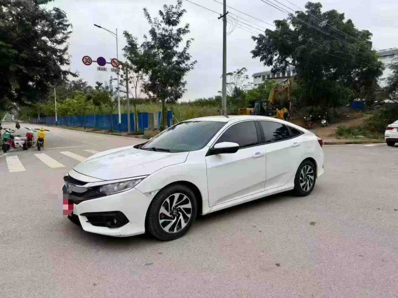 南宁19年本田思域2