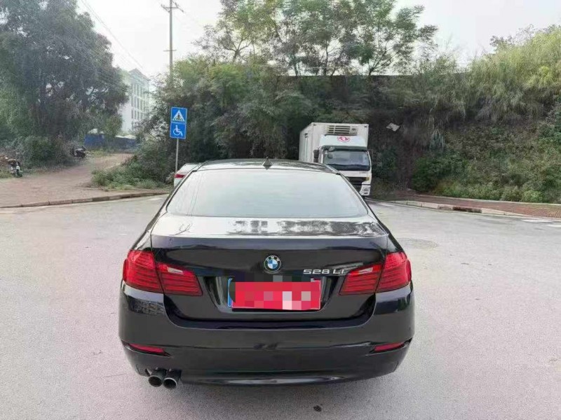 南宁16年宝马5系9