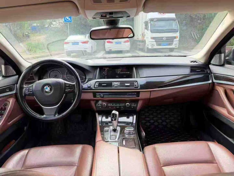 南宁16年宝马5系5