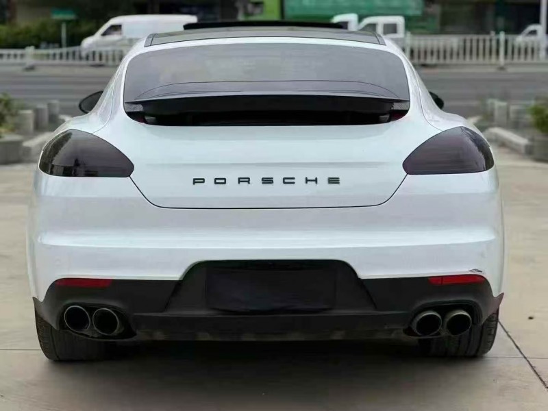 广州16年保时捷帕拉梅拉9