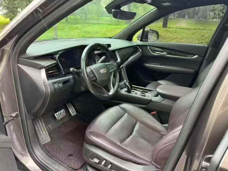 郑州20年凯迪拉克XT67