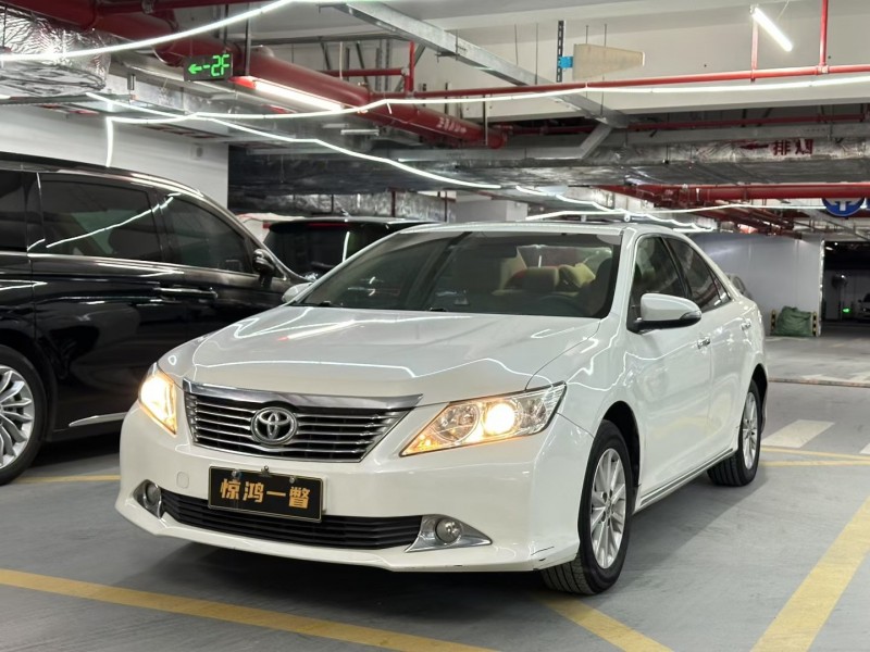 深圳14年丰田凯美瑞3