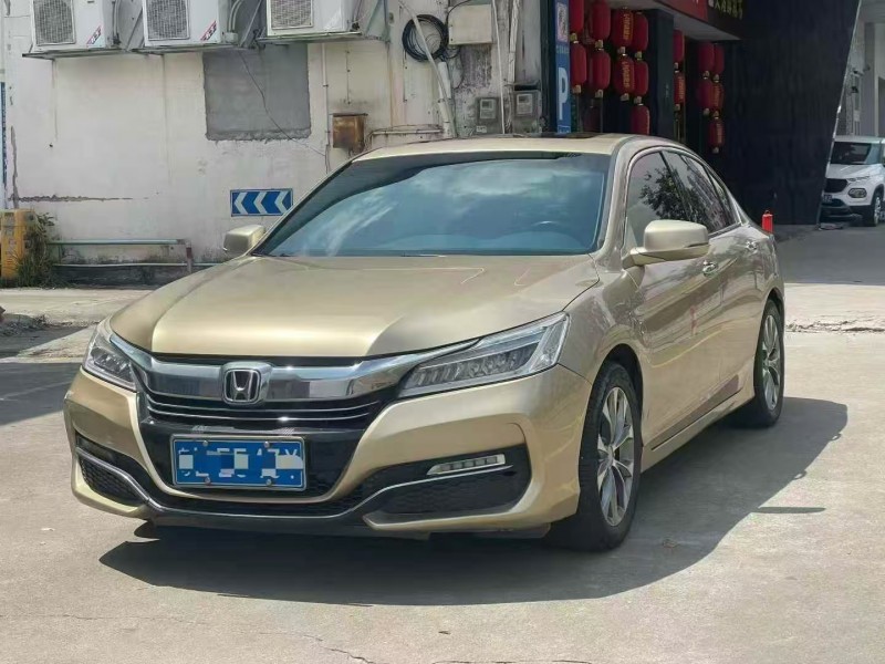 广州17年本田雅阁2