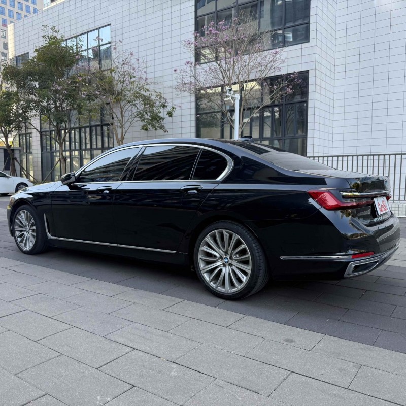 佛山20年宝马7系7