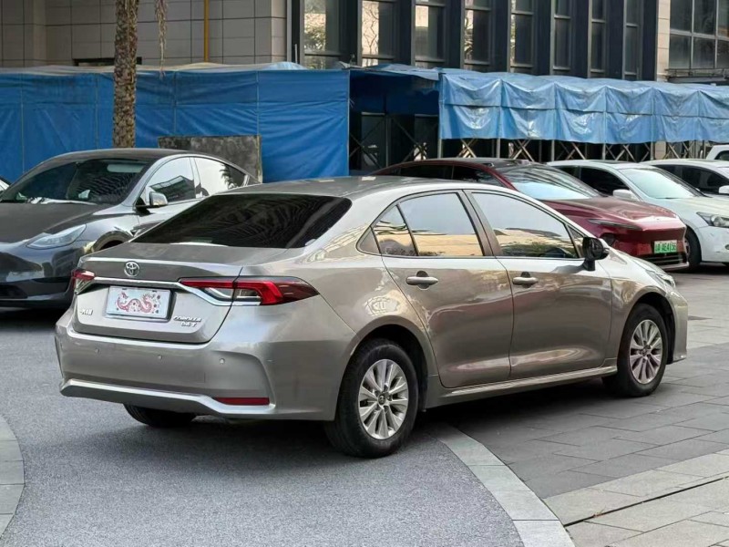 佛山21年丰田卡罗拉8