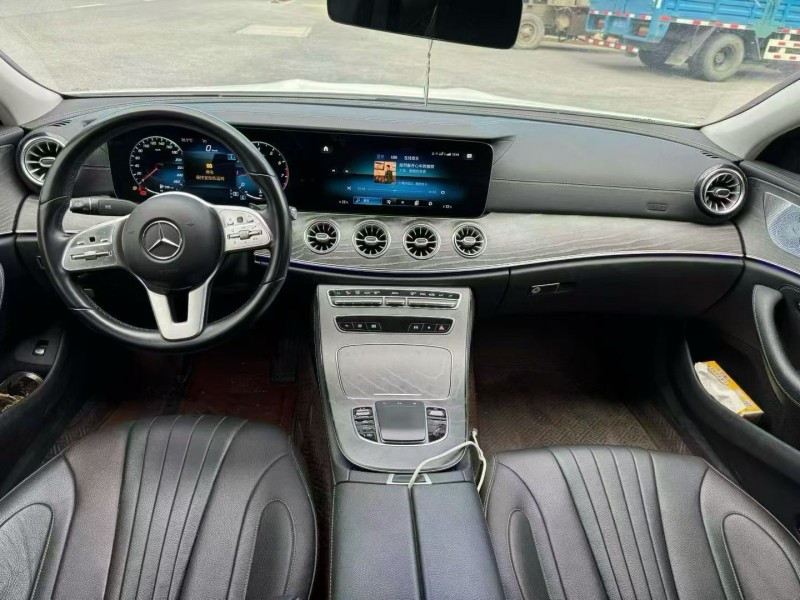 云浮21年奔驰CLS5