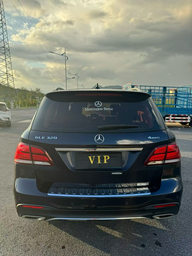 云浮17年奔驰GLE7