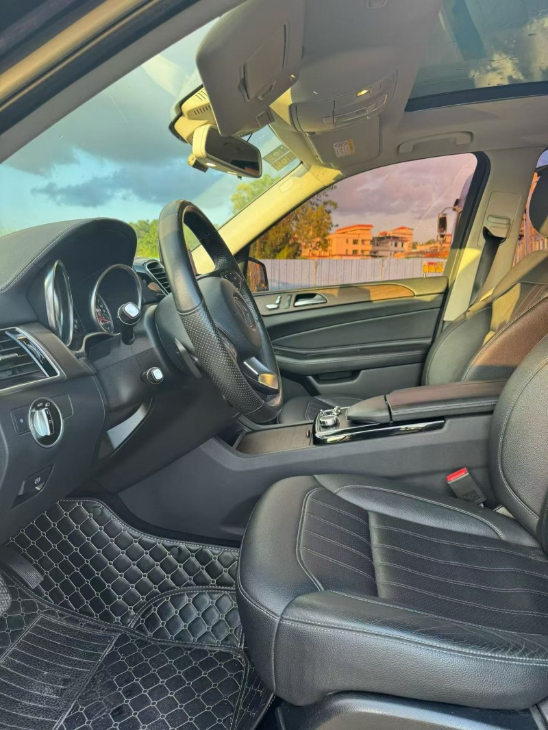 云浮17年奔驰GLE9