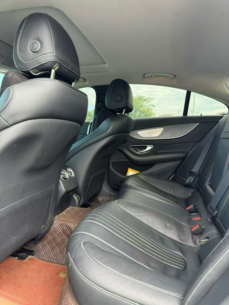 云浮21年奔驰CLS3